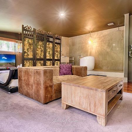 Mudstone Suites ペンバートン エクステリア 写真